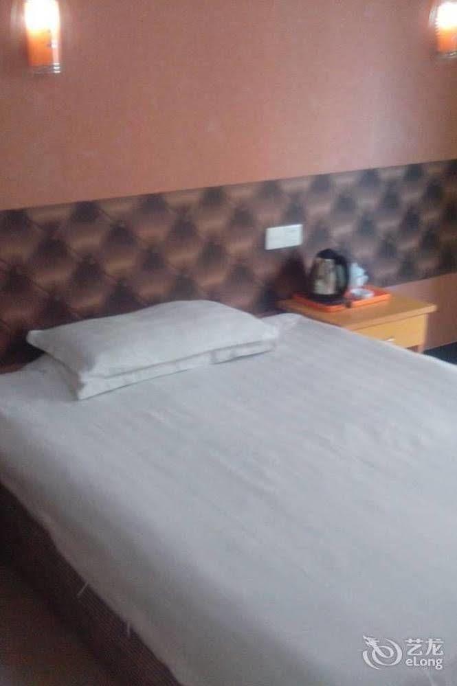 Ningbo Jialu Hotel Shiqi エクステリア 写真